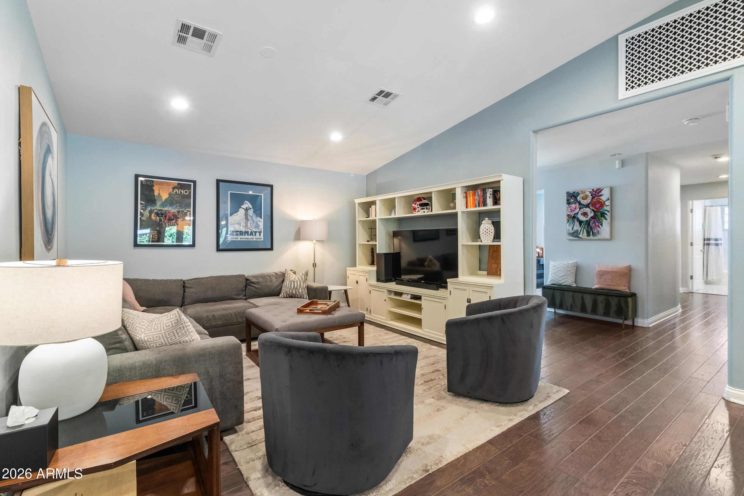 2945 N 47TH Place