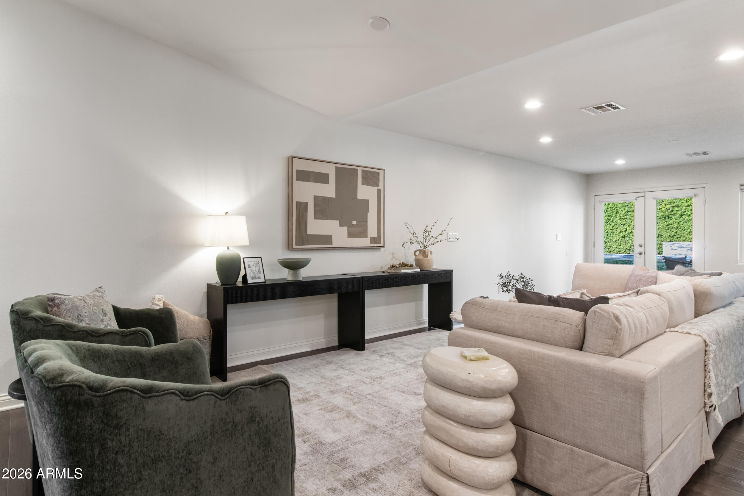 2945 N 47TH Place