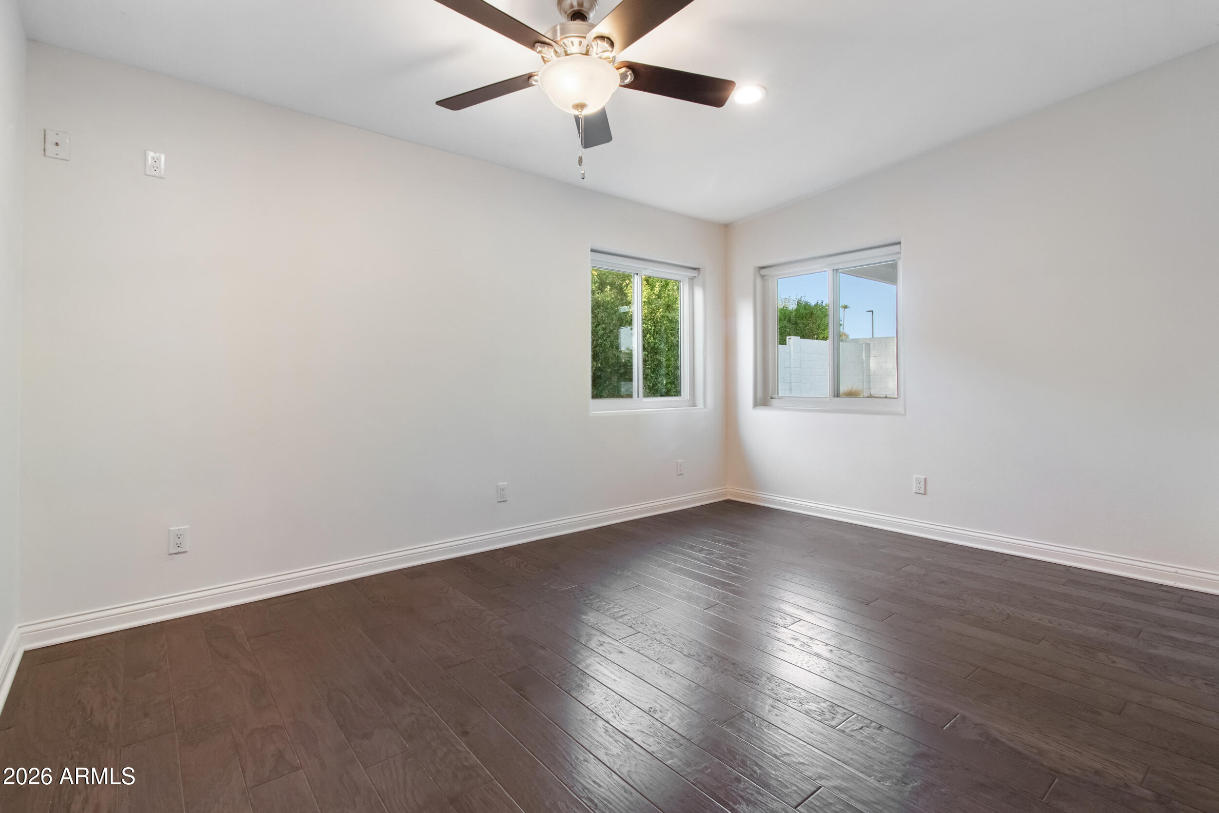 2945 N 47TH Place