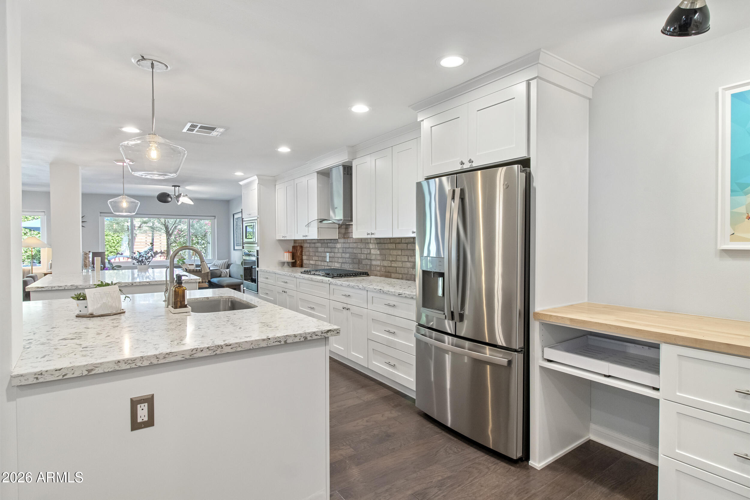 2945 N 47TH Place