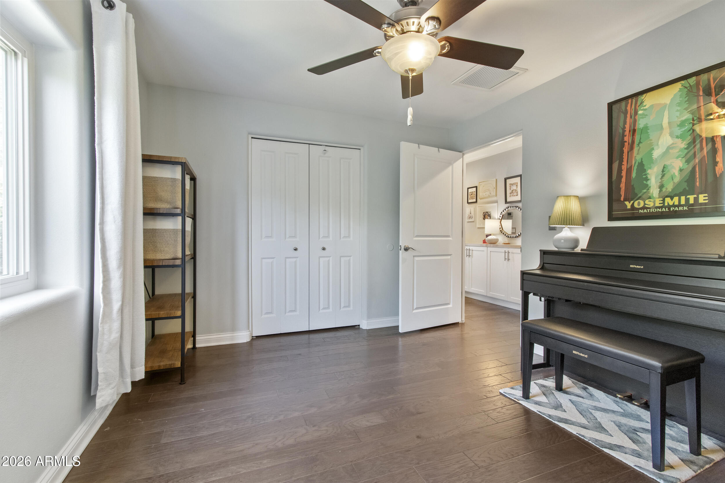 2945 N 47TH Place