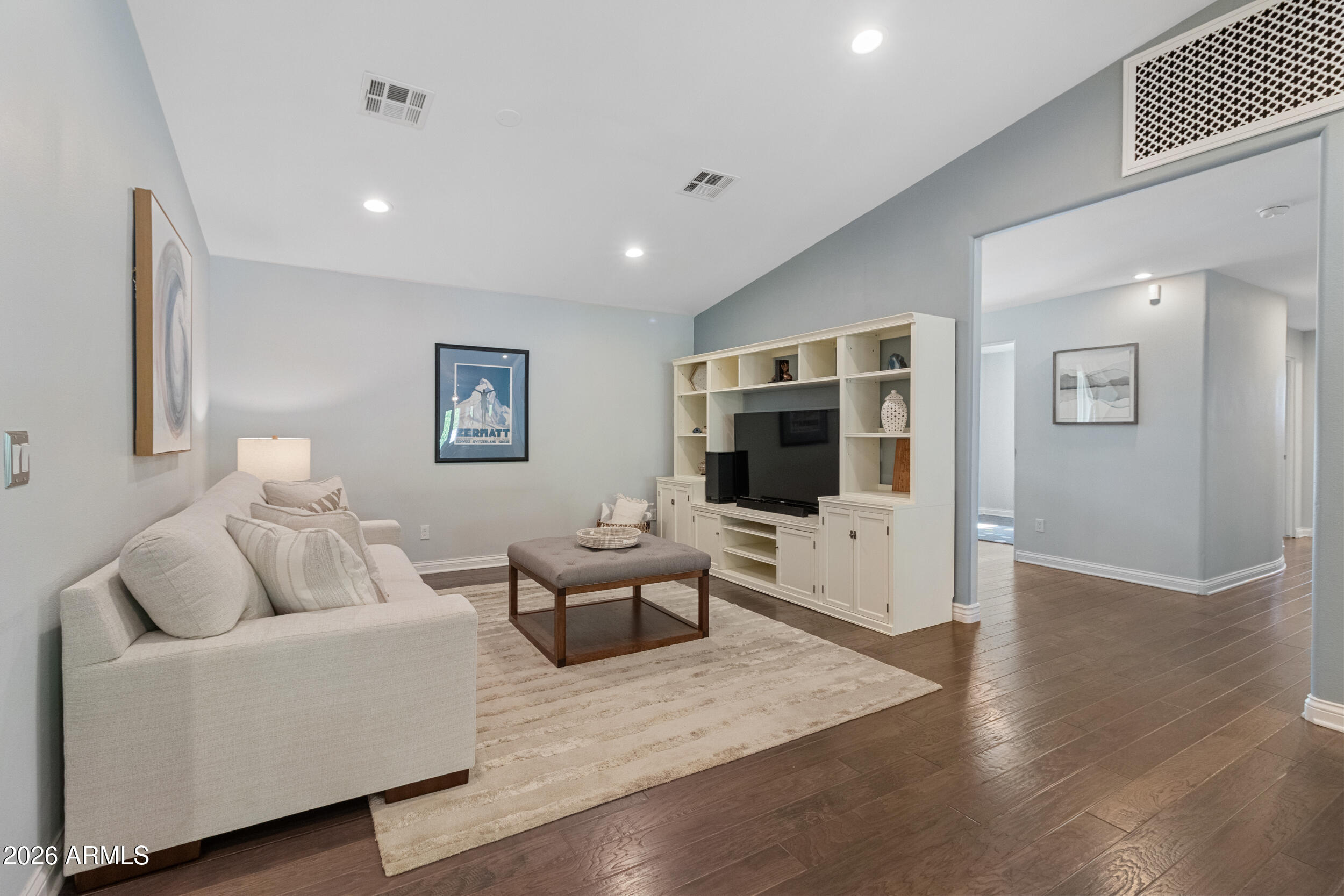 2945 N 47TH Place