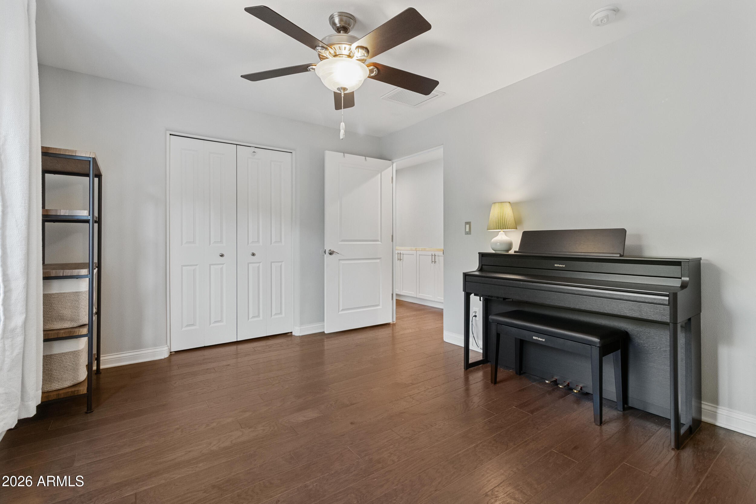 2945 N 47TH Place