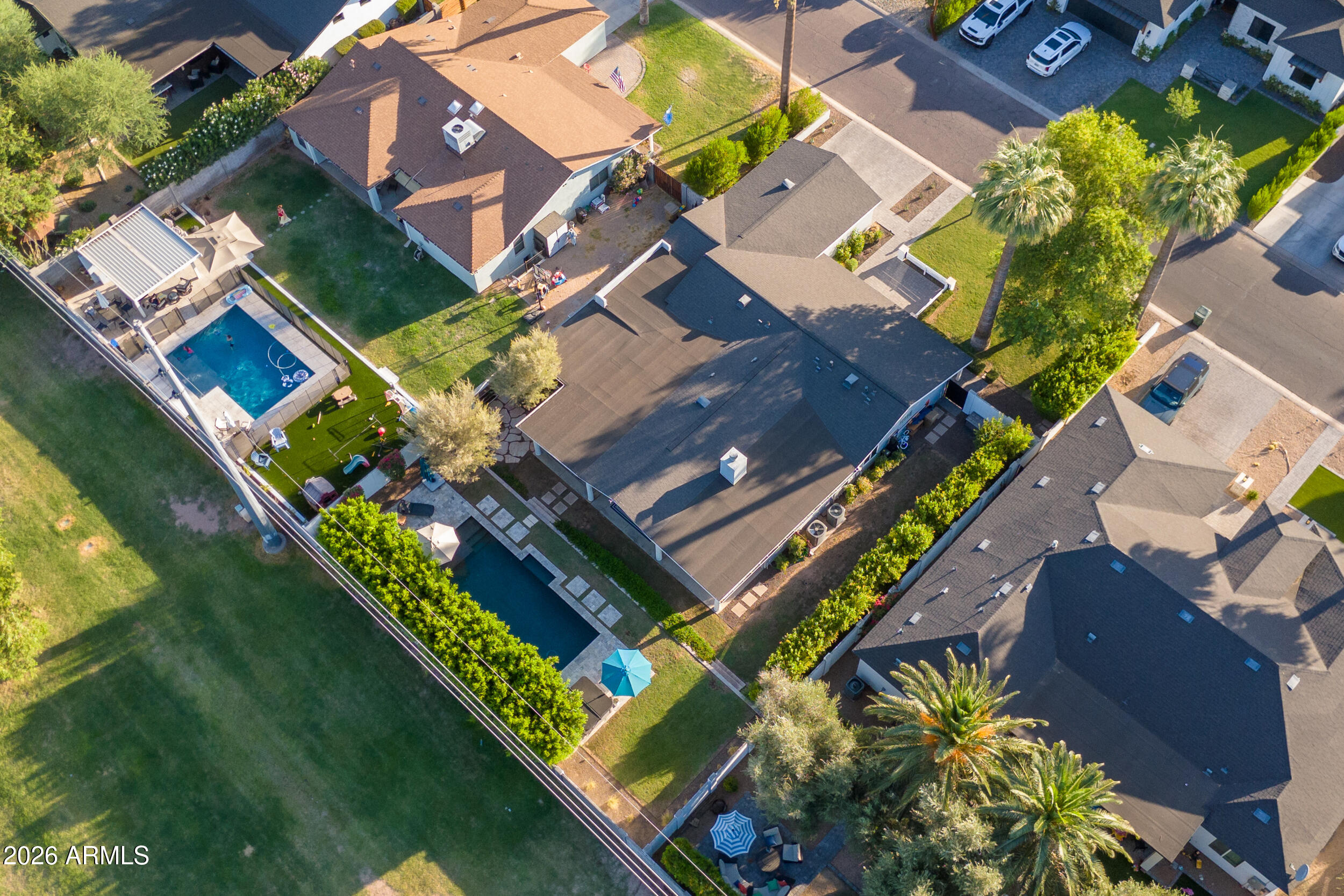 2945 N 47TH Place
