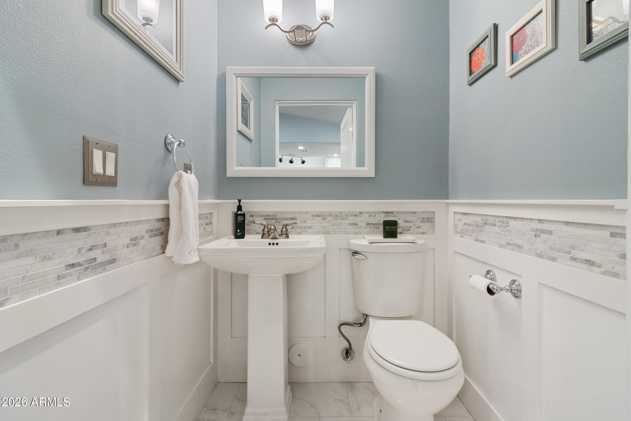 2945 N 47TH Place