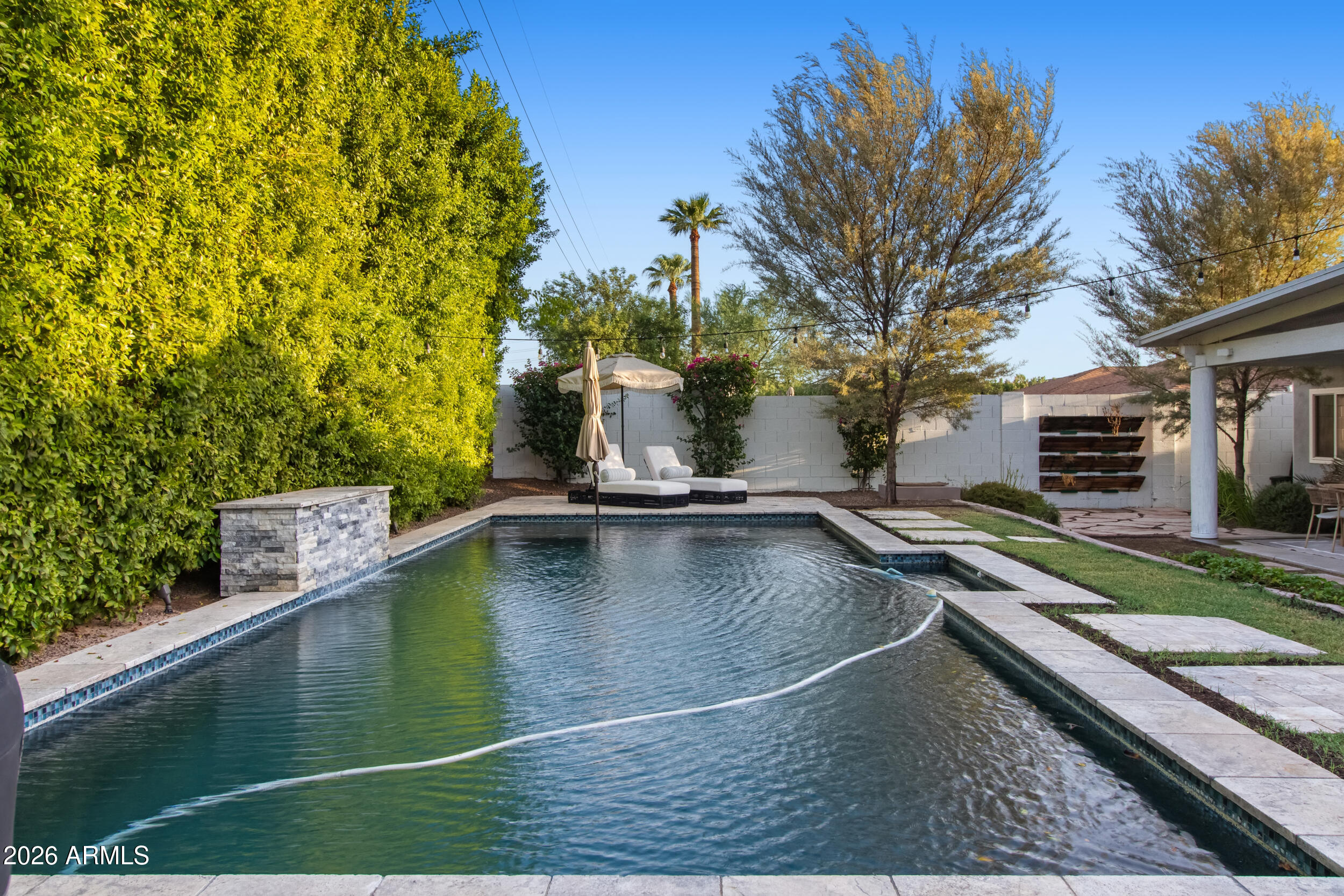 2945 N 47TH Place