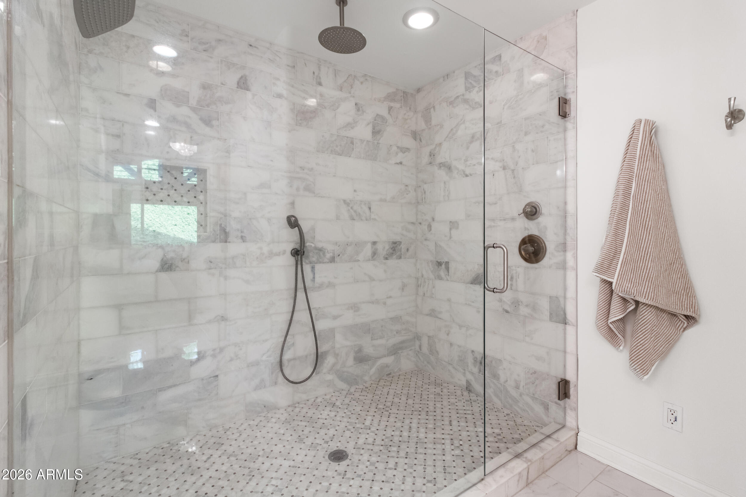 2945 N 47TH Place