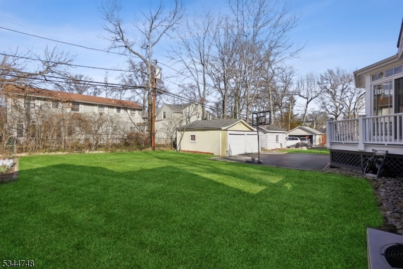 333 Turrell Ave