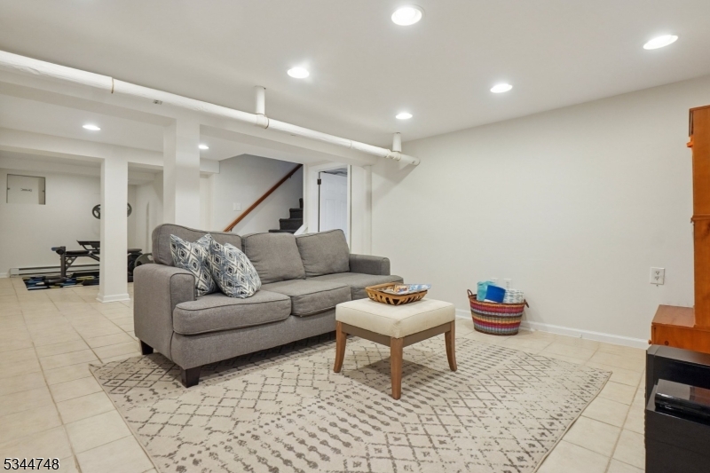333 Turrell Ave