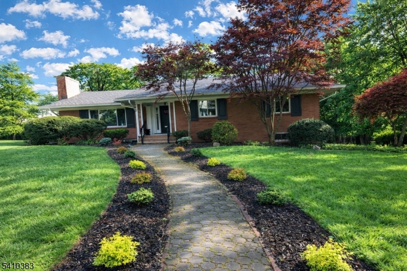 138 Turrell Ave