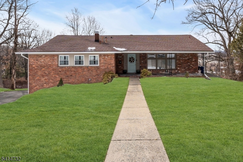 4 Korwel Ct