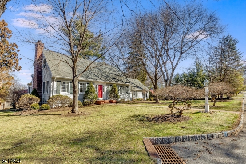 1 Kingwood Dr