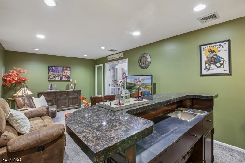 12 Louisburg Sq