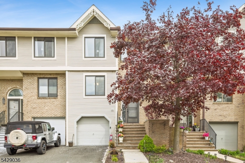 12 Louisburg Sq