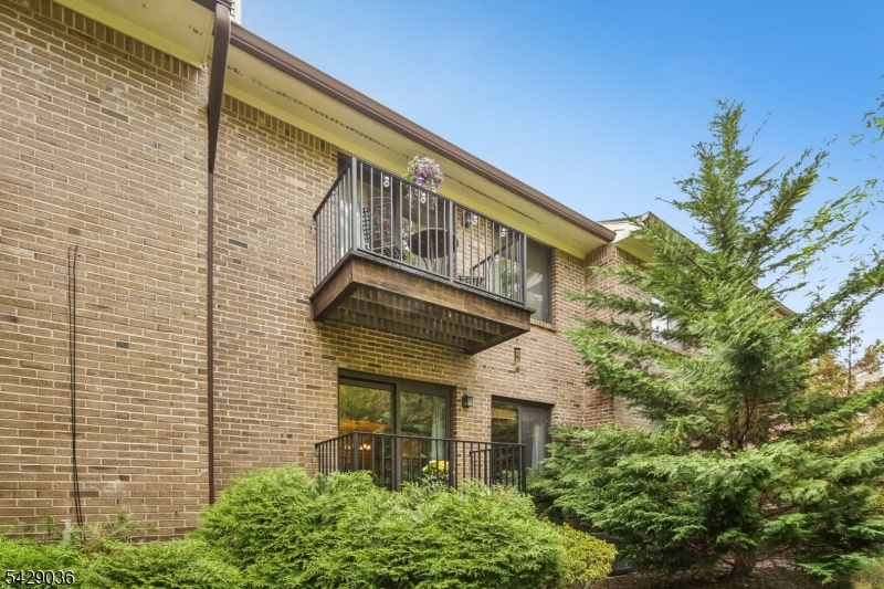 12 Louisburg Sq