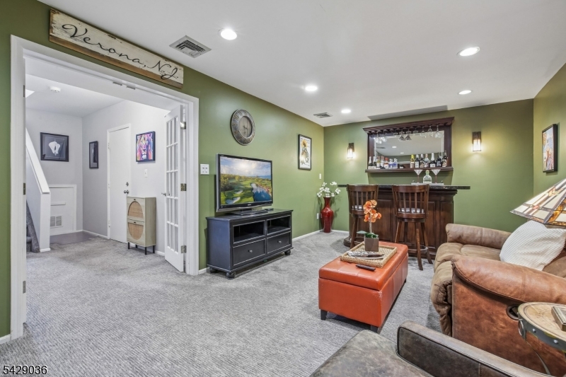 12 Louisburg Sq