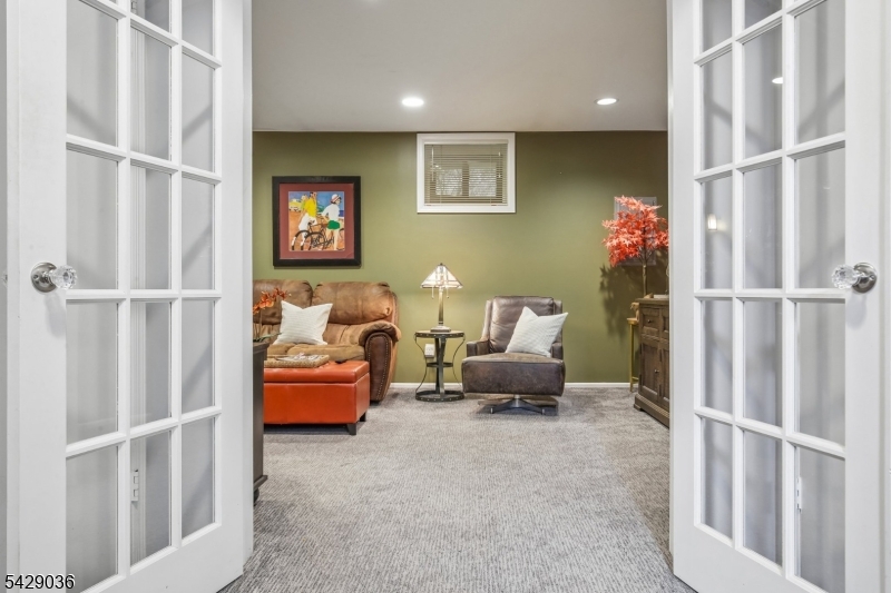 12 Louisburg Sq