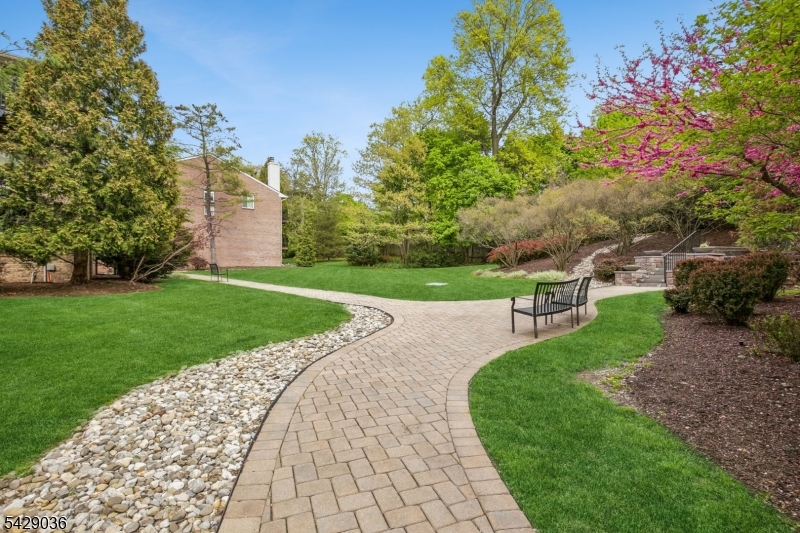12 Louisburg Sq