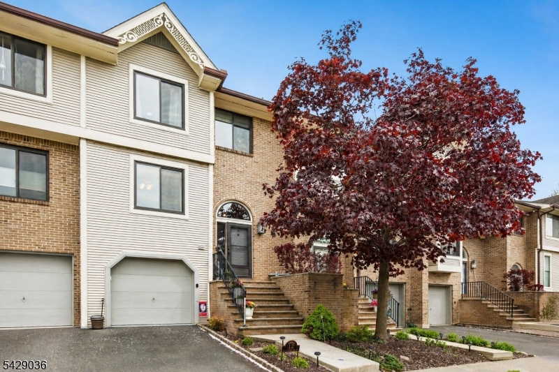 12 Louisburg Sq