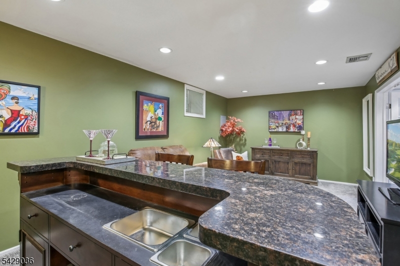 12 Louisburg Sq
