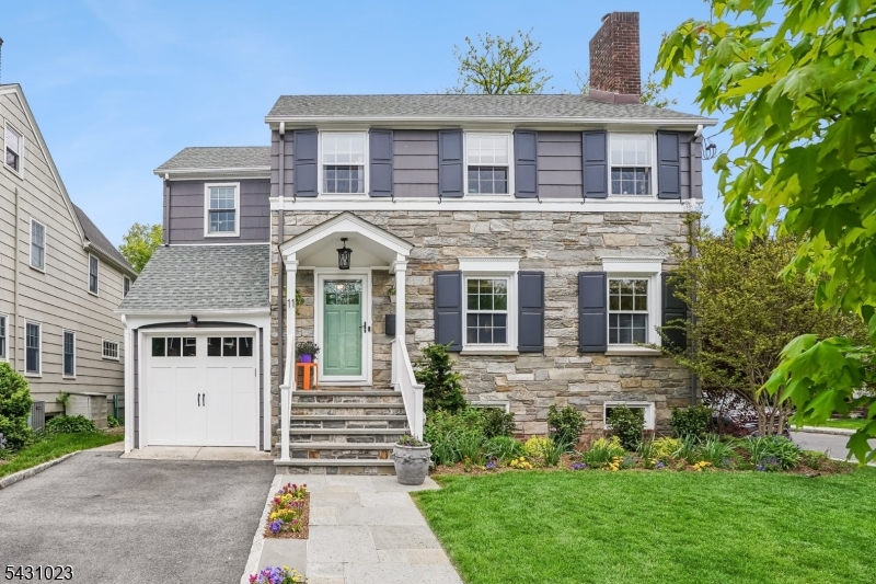 11 Kendal Ave