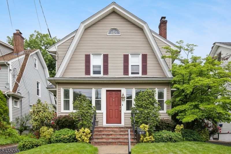 67 Midland Blvd