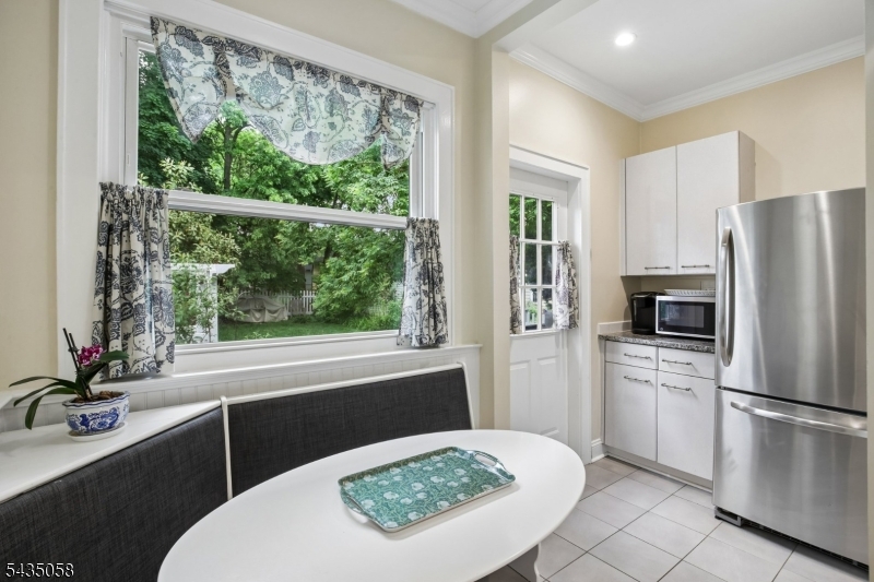 67 Midland Blvd