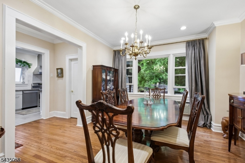 67 Midland Blvd