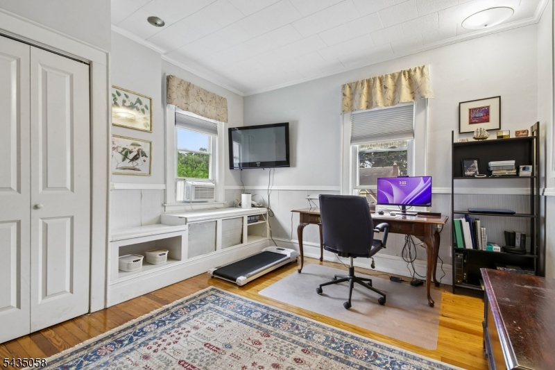 67 Midland Blvd