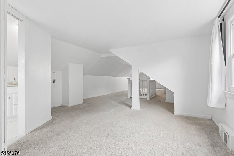 21 Aspen Rd