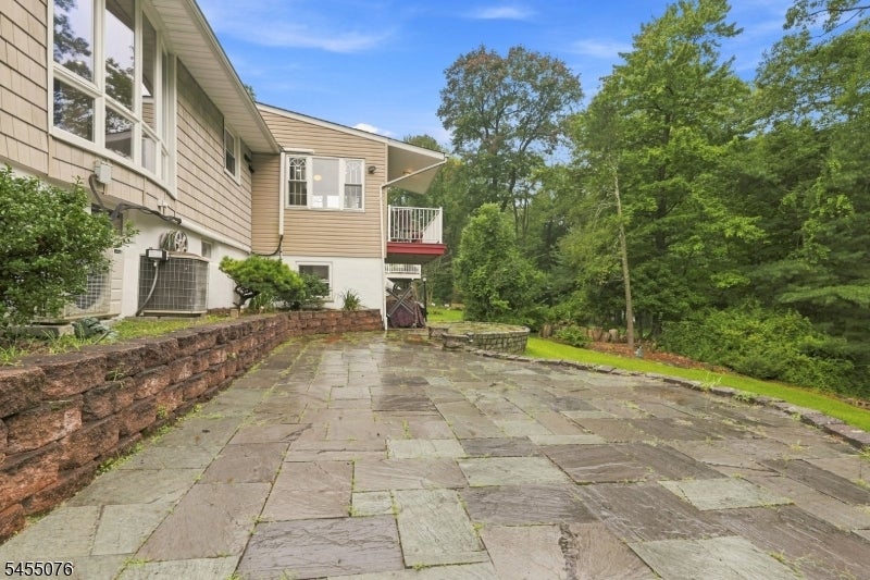 21 Aspen Rd