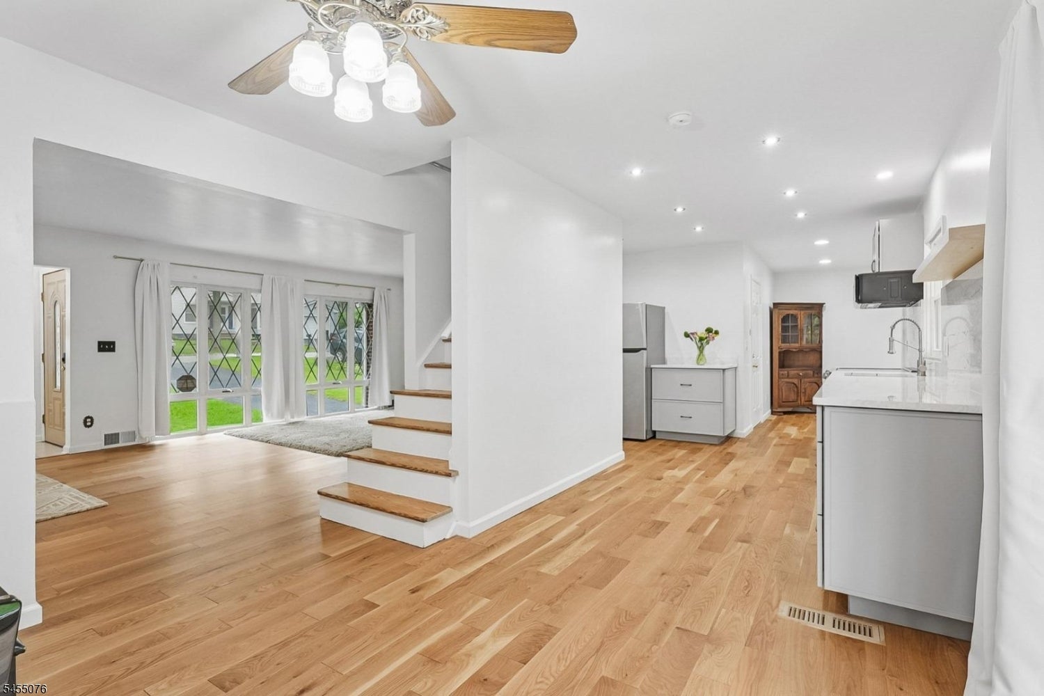 21 Aspen Rd
