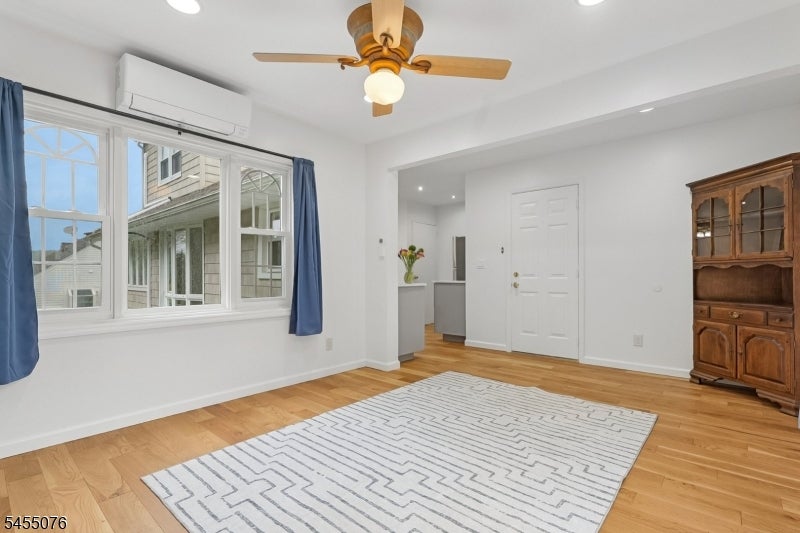 21 Aspen Rd