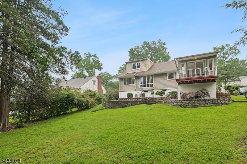 21 Aspen Rd