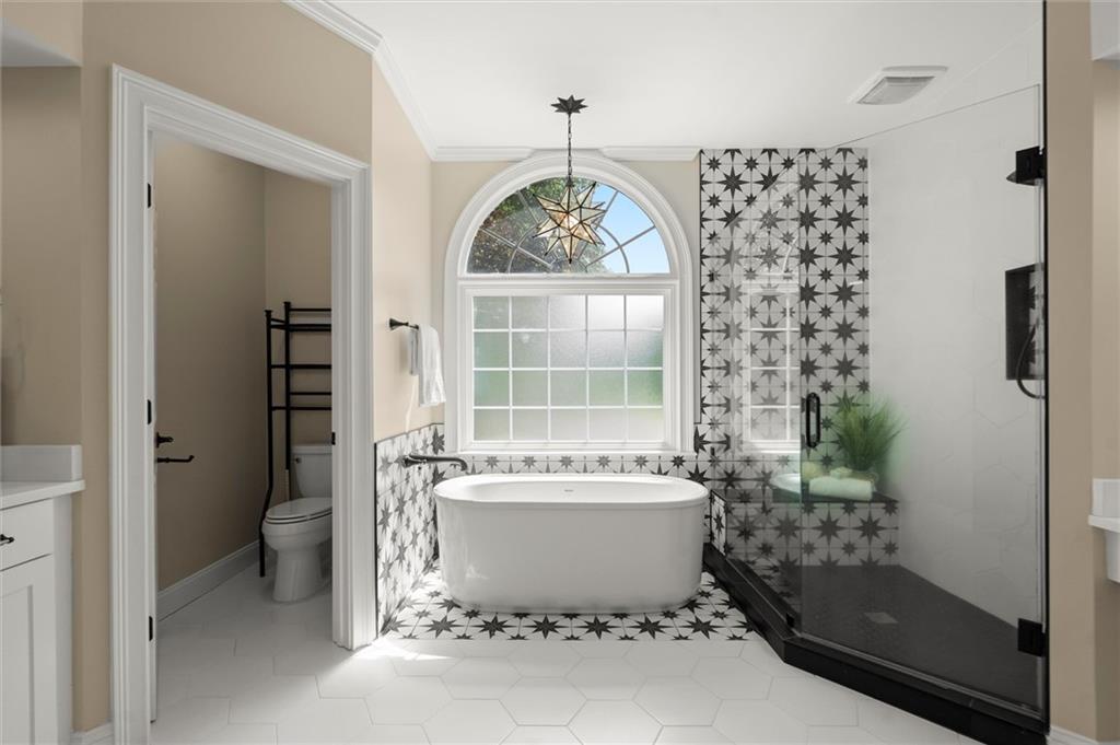 411 Hickory Fairway Court