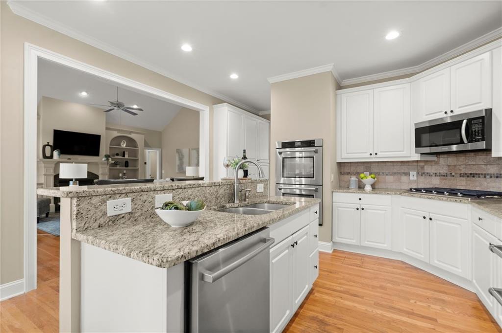 411 Hickory Fairway Court