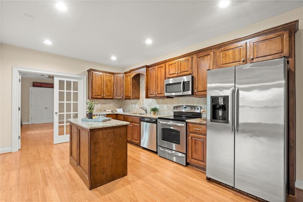 411 Hickory Fairway Court