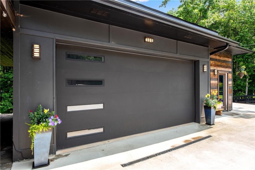 14905 Thompson Road