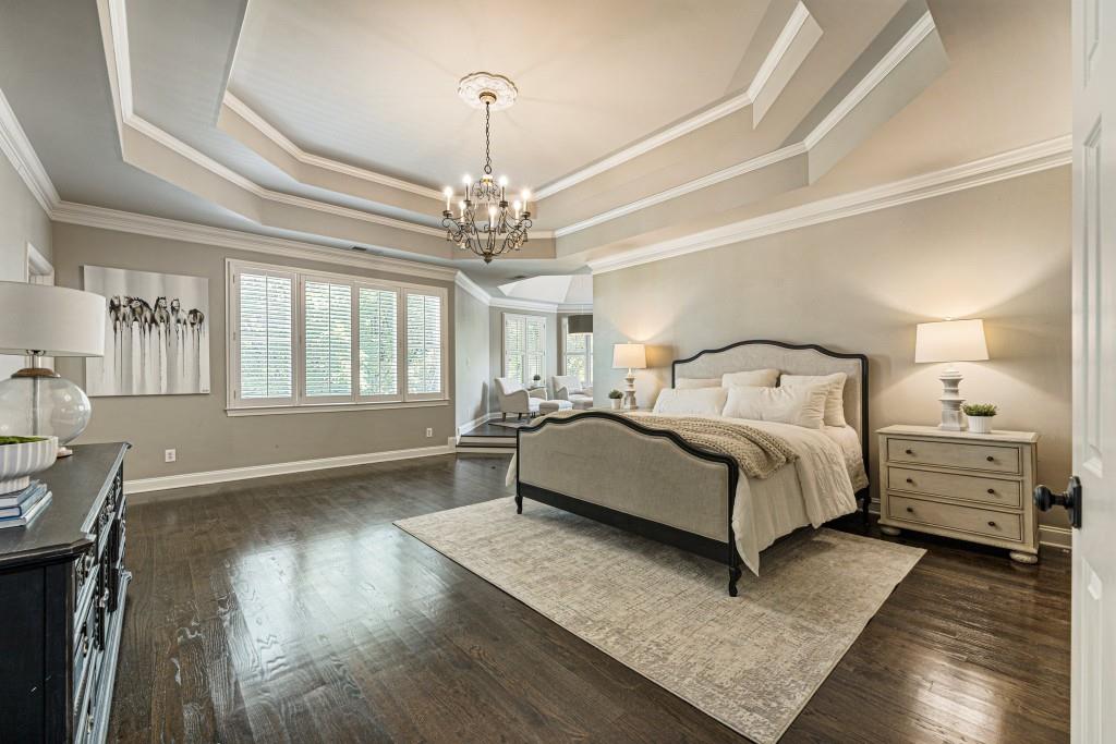 330 White Columns Court