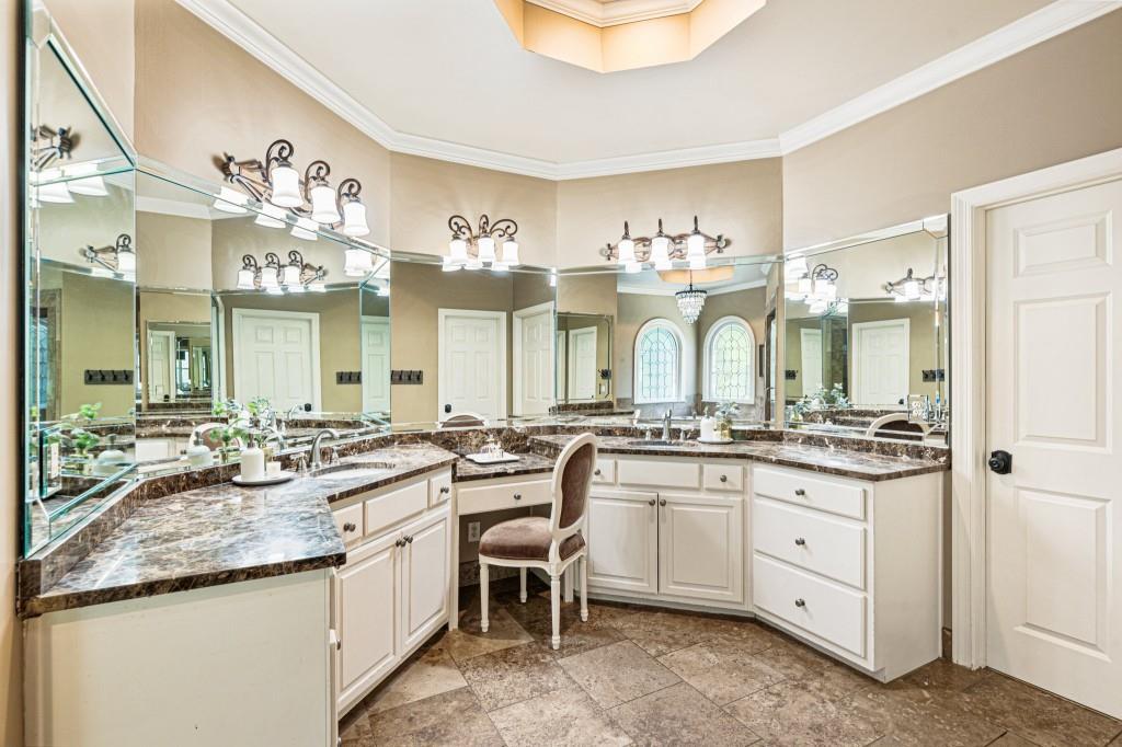 330 White Columns Court