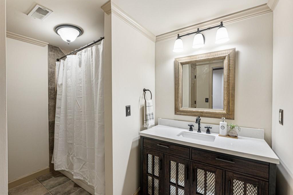 330 White Columns Court