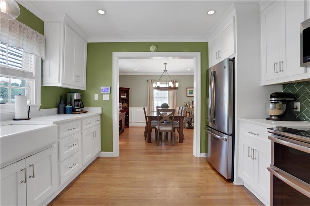 405 Johnson Ferry Road NE