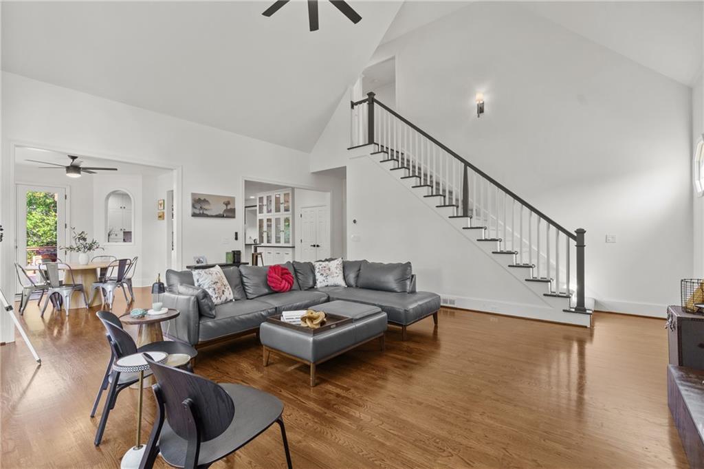 455 Majestic Cove