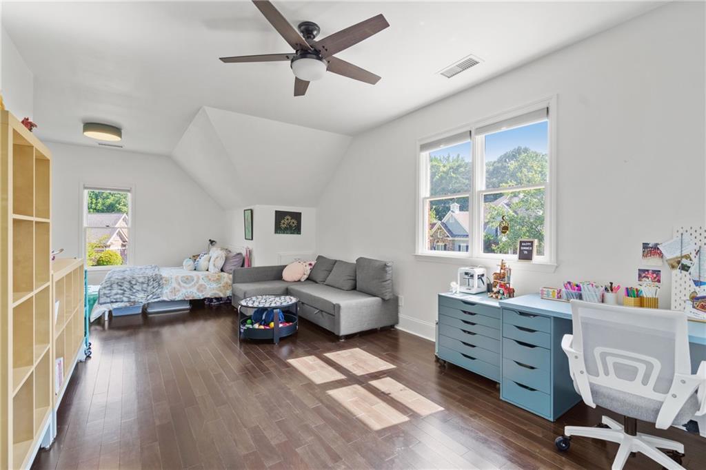 455 Majestic Cove