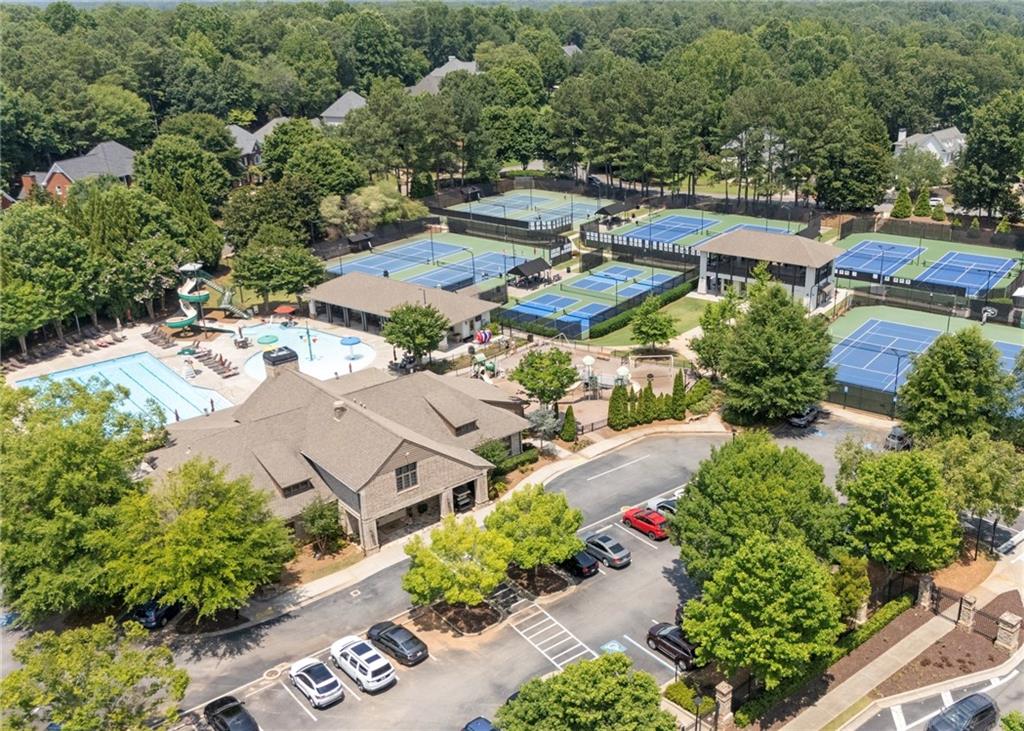 455 Majestic Cove