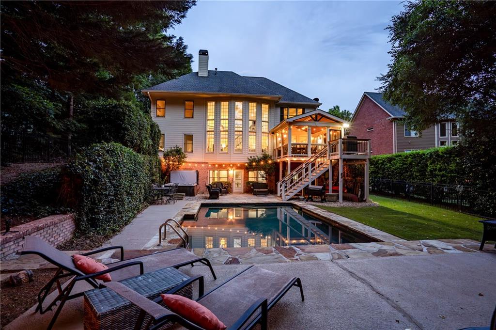 1035 Autumn Close