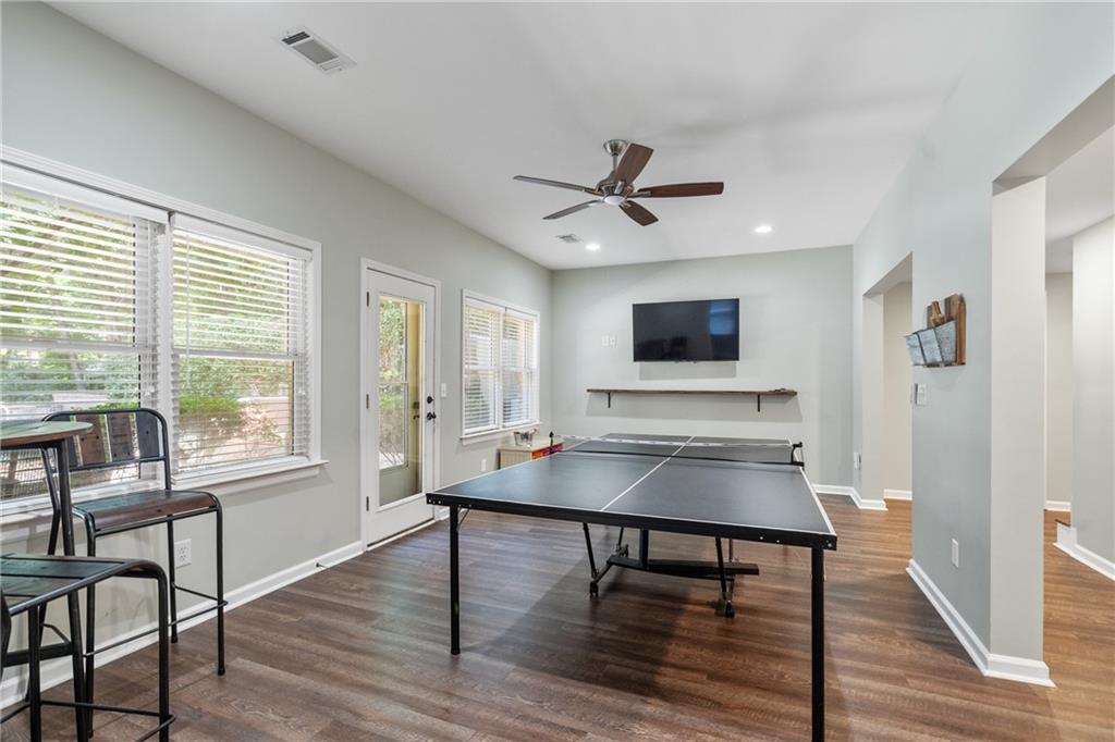 1035 Autumn Close