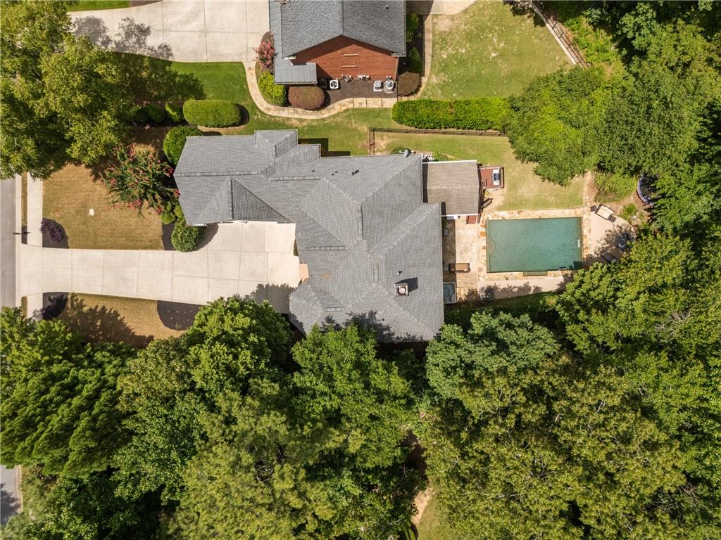 1035 Autumn Close