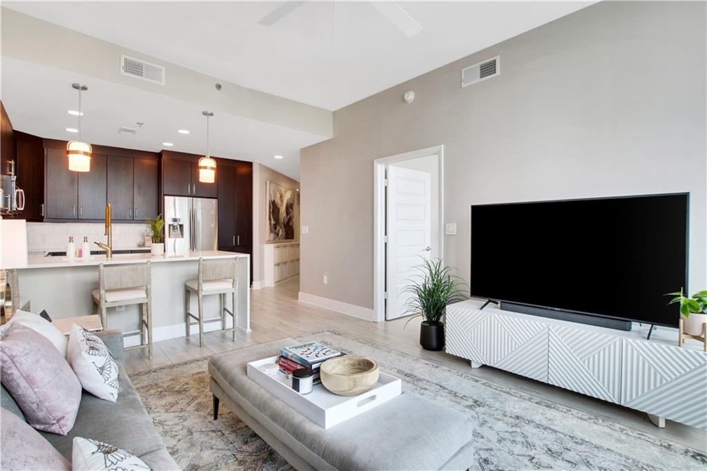 1080 Peachtree Street NE Unit 1616
