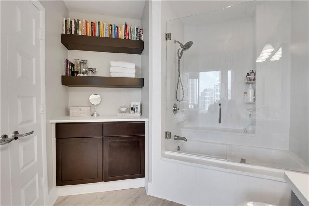 1080 Peachtree Street NE Unit 1616